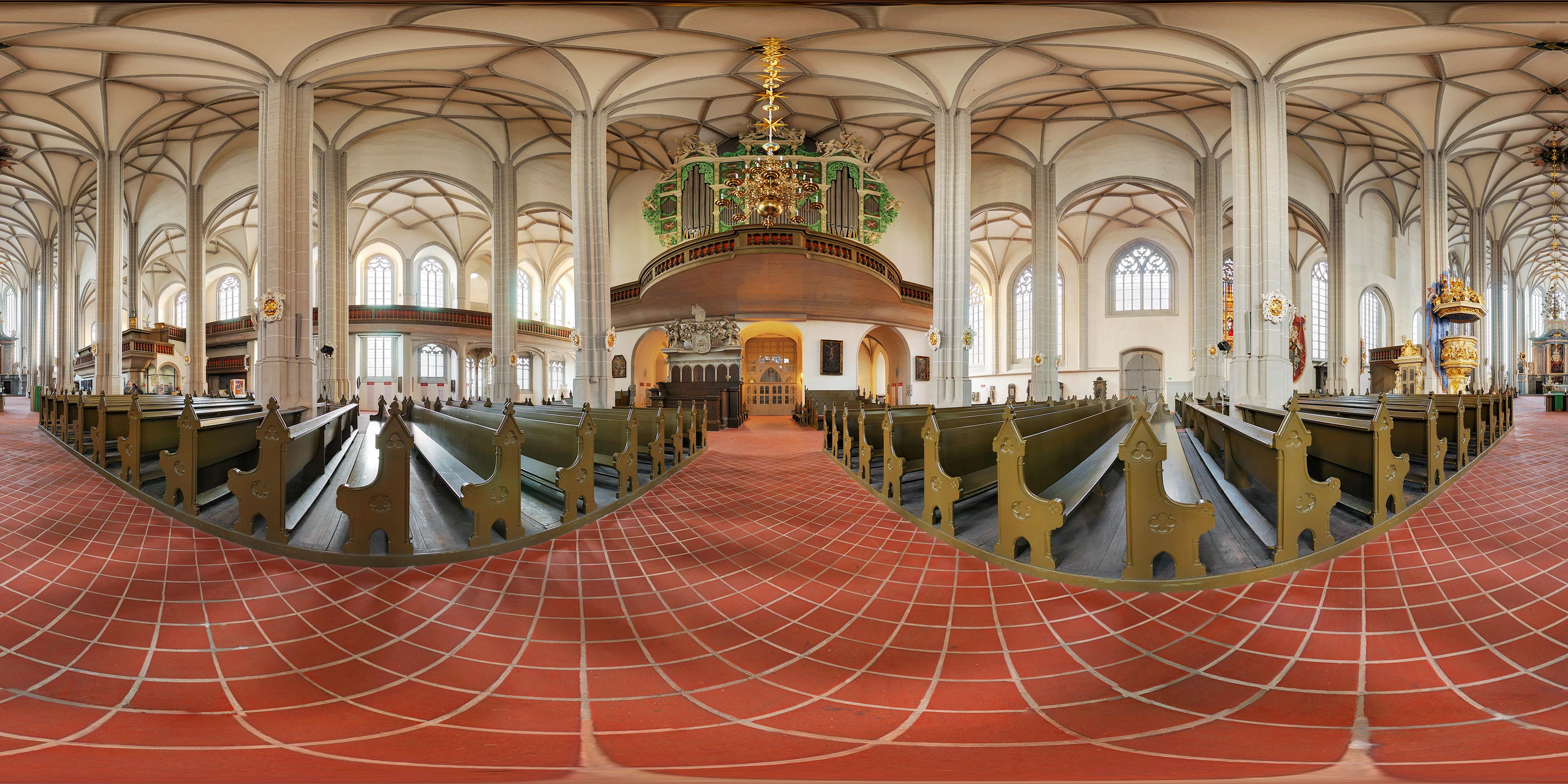 Pfarrkirche St. Peter und Paul Innen 1