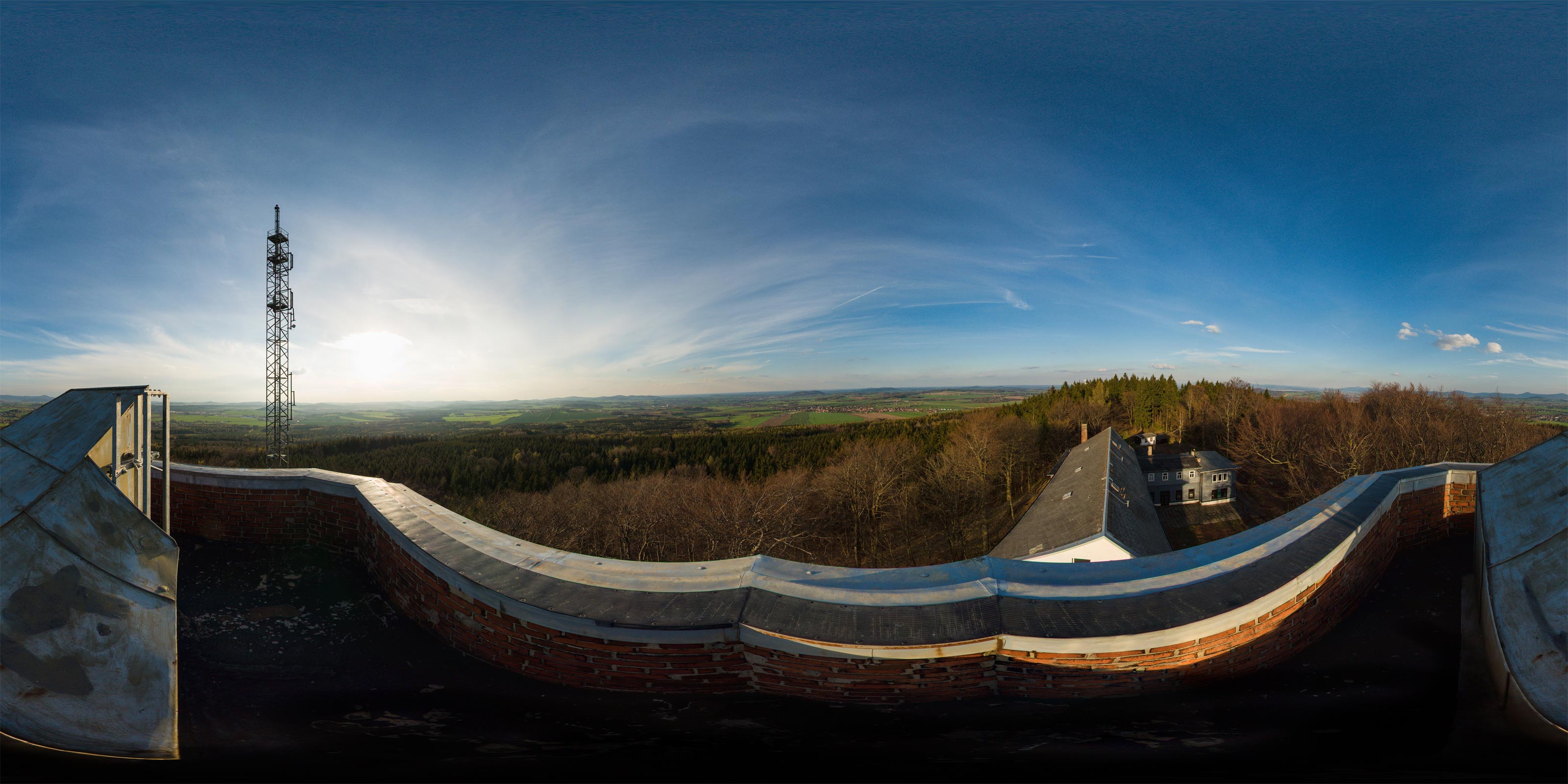 Auf dem Kottmarer Aussichtsturm 1