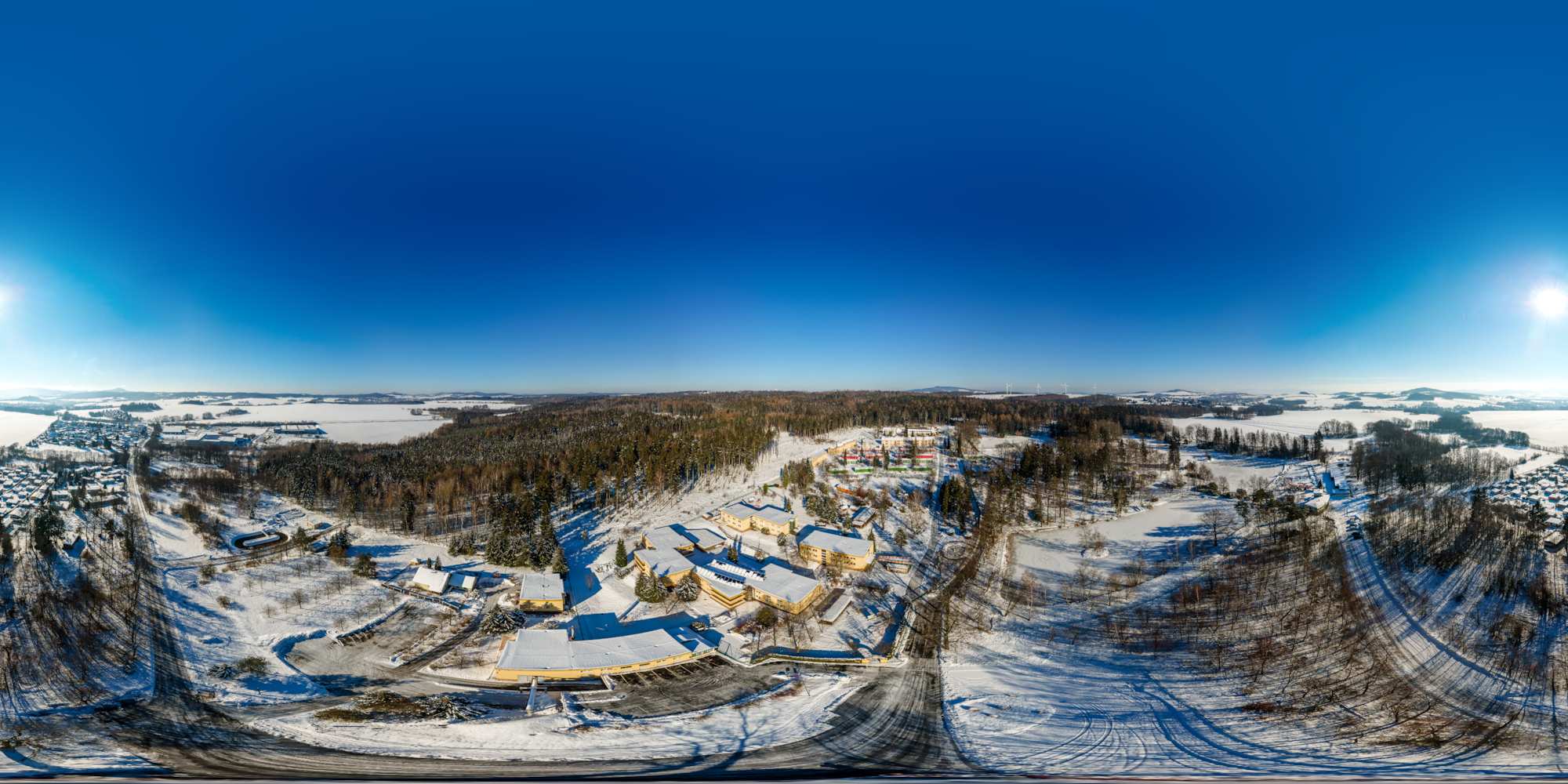 Luftpanorama - Eingangsbereich Winter 2021