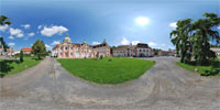 360 Grad Panorama: Klosterhof mit Dreifaltigkeitsbrunnen (Klosterstift St. Marienthal)